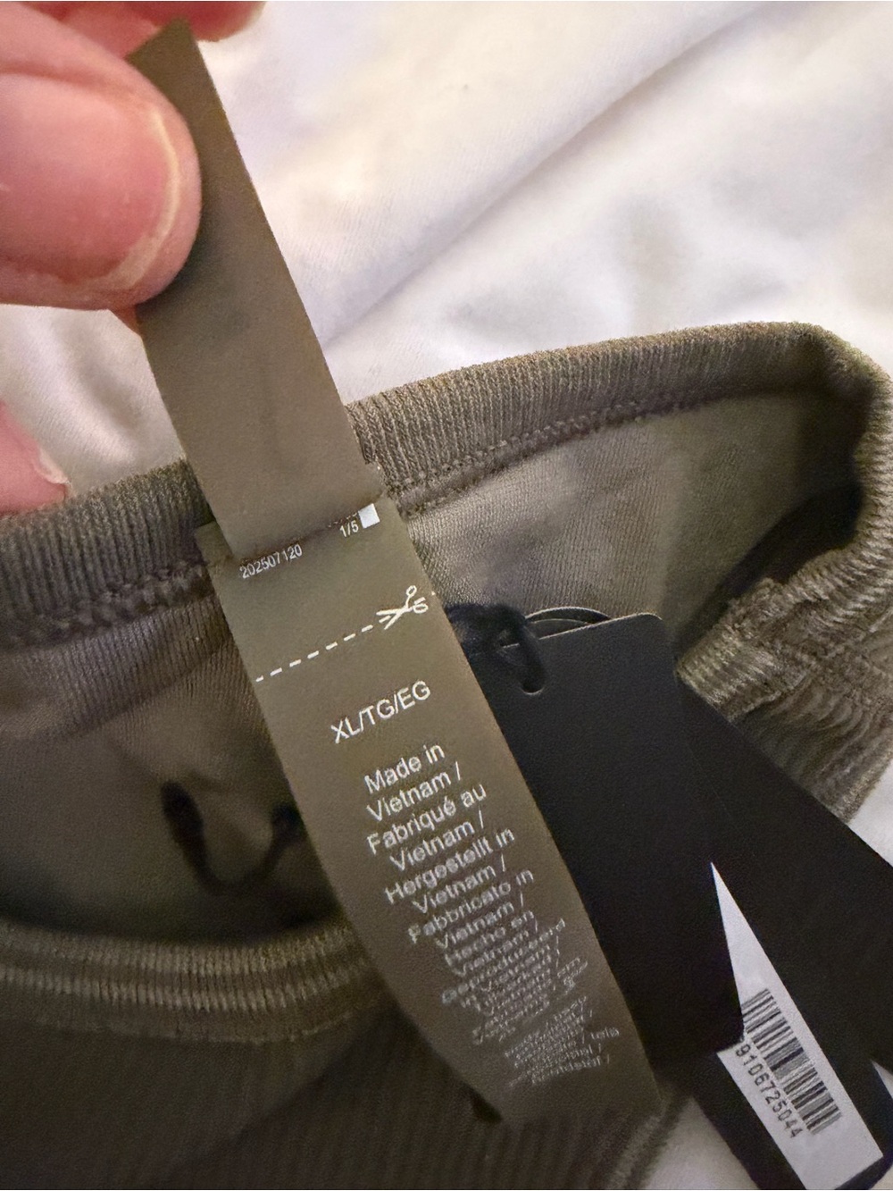 NikeSkims Ribbed Racer front Bra - Picture 4 of 5